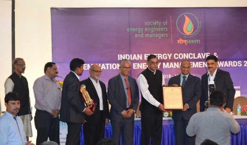 Dr Ajay Mathur honoured for his contribution to the field of energy efficiency