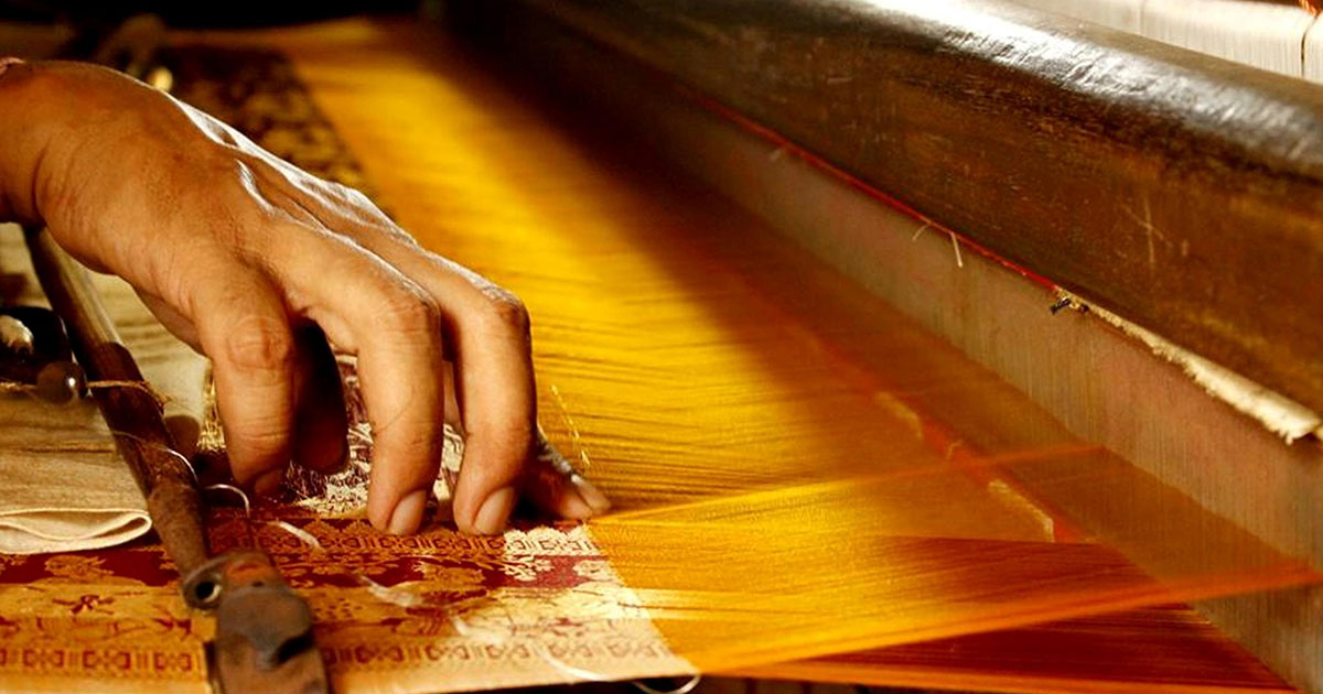 Fuchsia Booti Woven BanarasiTaffeta Silk Fabric